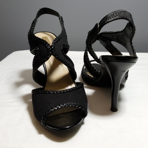 Tahari Weave Pattern Slingbacks - Picture 3 of 4